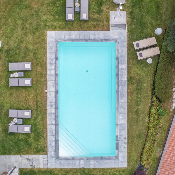 Piscina in giardino: come inserirla
